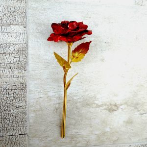 Златна Роза в Черна подаръчна кутия