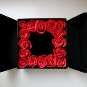 Ръчно изработена Подаръчна Кутия за бижута